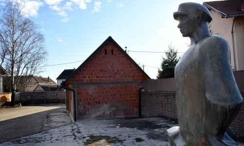 [FOTO] Dom kakav revolucionar zaslužuje: Počela obnova kuće Đure Đakovića