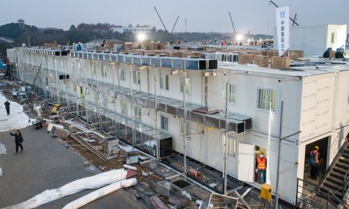 [FOTO] Kina za 11 dana izgradila bolnicu za borbu protiv koronavirusa u Wuhanu