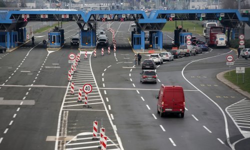 Autobus iz Njemačke tri sata zadržan na Bregani zbog Kineskinja koje su već prošle sanitarni pregled zbog koronavirusa
