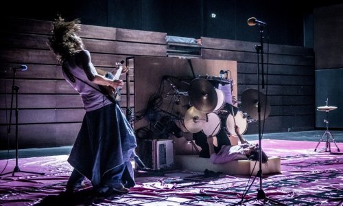 Jedna od najvažnijih suvremenih europskih kazališnih skupina, Needcompany, predstavlja se u Rijeci s tri predstave i izložbom