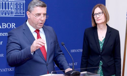 SDP predlaže ukidanje cestarina za vozila koja prevoze osobe s invaliditetom