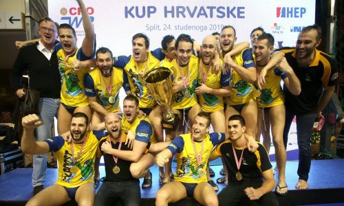 Vaterpolisti Mladosti se iz Beograda vraćaju s velikom pobjedom; u prvom kolu pala je Crvena Zvezda