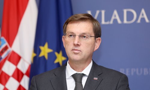 Cerar istupio iz stranke koju je osnovao, protivi se koaliciji s Janšom