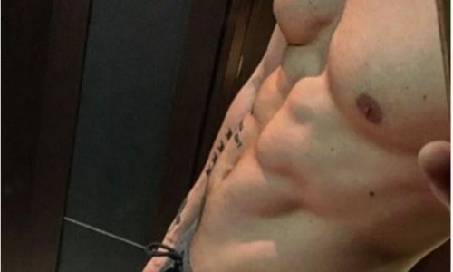 Trud se isplatio: Isklesani torzo poznatog pjevača