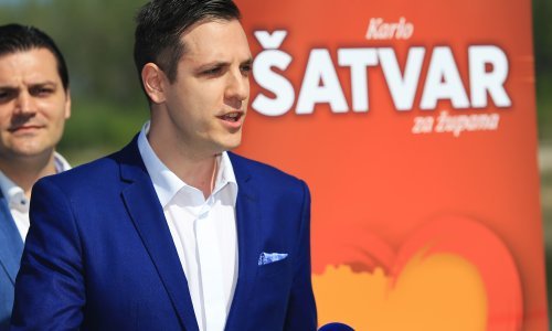 Preslagivanje u Osijeku: Dva vijećnika napustila vladajuće, gradonačelnik tvrdi da i dalje ima većinu