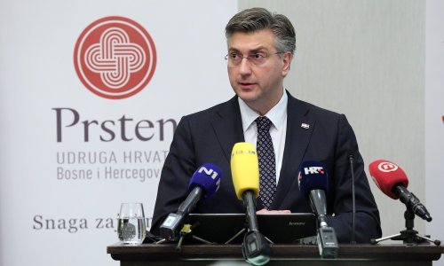 Plenković vjeruje da će vladine i europske politike smanjiti iseljavanje iz Hrvatske
