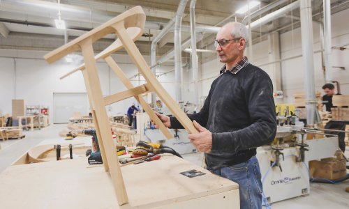 Top 10 proizvođača namještaja: Tko osvaja tržište, a tko gubi utrku