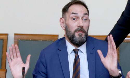 Jelenić odlazi s dužnosti, a evo kako ga Vlada može smijeniti ako ostavku ne podnese sam