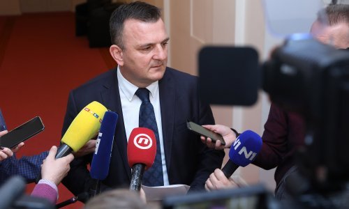 Konačno se oglasio Škorić: Nitko me nije ucijenio, odustao sam od kandidature kako bih spriječio podjele