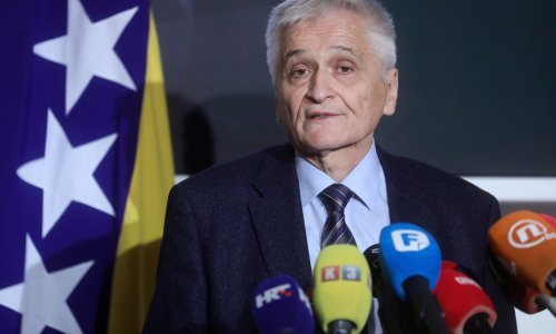 Srpski zastupnici u parlamentu BiH blokiraju njegov rad, odbijaju sve zakonske prijedloge koji su na dnevnom redu