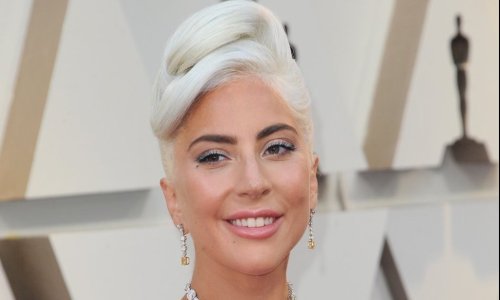 Mnogima neprepoznatljiva: Lady Gaga pokazala kako izgleda kad skine svu šminku sa sebe