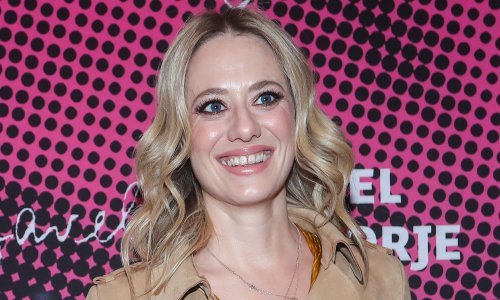 Jelena Veljača vratila se s Maldiva i odmah otišla na premijeru predstave 'Hotel Zagorje'