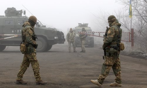Na istoku Ukrajine ubijen vojnik, Kijev optužuje ruske snage