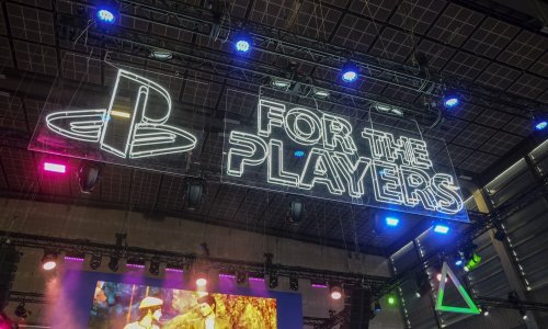 Novi PlayStation 5 je prava zvjerka, no previše sliči Xboxu Series X