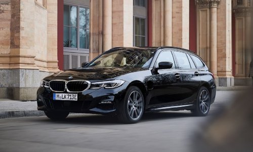 BMW lansira novi 330e Touring; karavan s opcijom pogona na sva četiri kotača