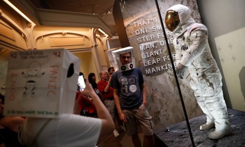 Jeste li znali? Vaš USB punjač vjerojatno je jači od računala koje je dovelo ljude na Mjesec