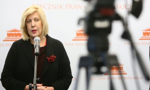 Dunja Mijatović pozvala Britaniju da ne izručuje Assangea SAD-u