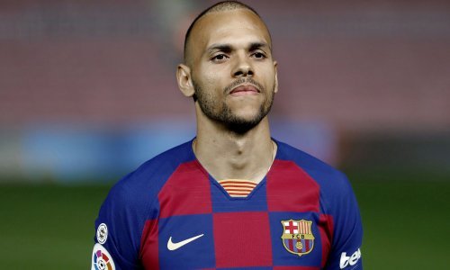 Danac se predstavio u dresu Barcelone, ali možda bolje da nije jer ovo je izgledalo smiješno