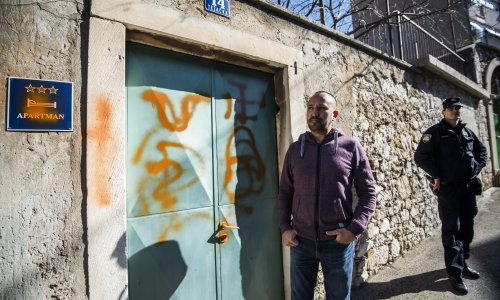 Na kući Hrvoja Zekanovića nacrtani kukasti križ i ušato 'U'