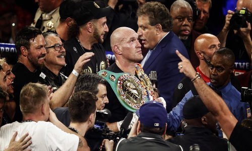 [VIDEO] Tyson Fury se oglasio nakon što je razbio Deontaya Wildera, a onda je napravio nešto što nitko nije očekivao