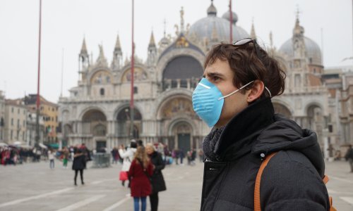 Građanima Srbije preporučeno da ne putuju u Italiju