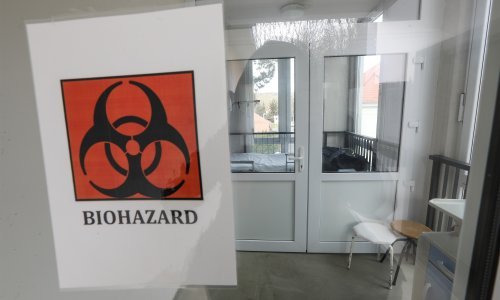 Noćas testiranje uzoraka pet bolesnika iz Rijeke te dva hospitalizirana u 'Franu Mihaljeviću'