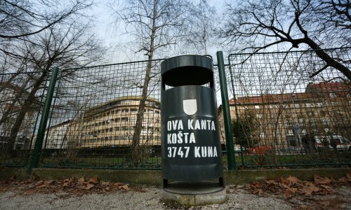 Nove kante za smeće osvanule s porukama za Bandića; 'Milane, zašto sam tako skupa?'