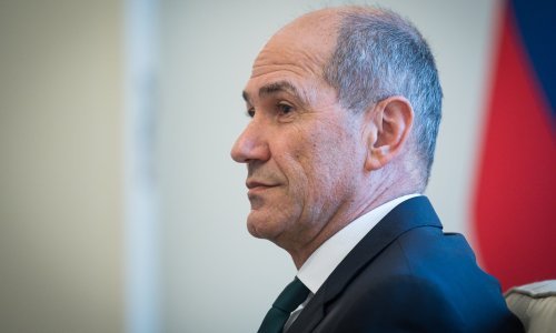 Janša o koronavirusu: Trebamo učiti na greškama Italije