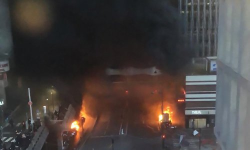 [FOTO/VIDEO] Pariška željeznička stanica evakuirana zbog podmetnutih požara u blizini