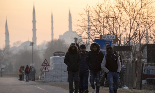Grčka granica puca po šavovima, migranti probili Lezbos. Turska se još i hvali: Pustili smo 75 tisuća!