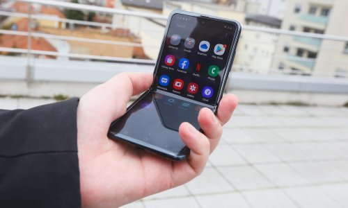 Masivan ekran koji stane u bilo koji džep: Evo što nam je na testiranju pokazao Samsung Galaxy Z Flip