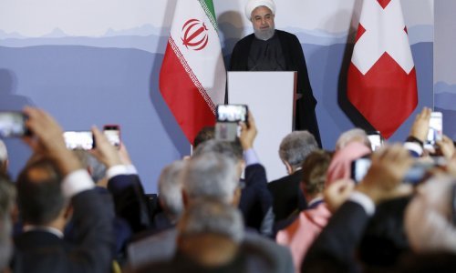 Koronavirus zahvatio skoro cijeli Iran, umro prvi zaraženi u arapskom svijetu