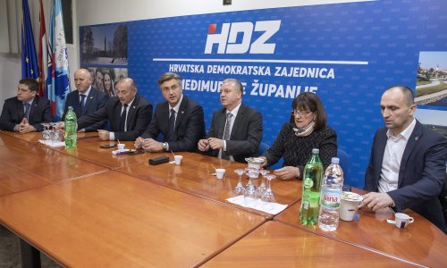 Plenković: Državu vodimo financijski odgovorno, nema duga, nema minusa, a dobar posao napravljen je i u Agrokoru i brodogradilištima