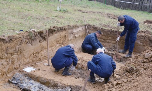 Započela ekshumacija posmrtnih ostataka u Garešnici