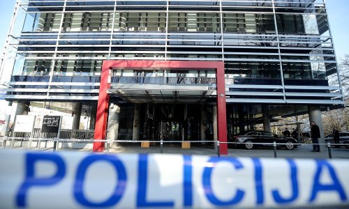 Lažna dojava o eksplozivnoj napravi u zgradi na Miramarskoj