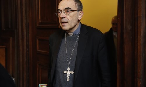 Papa prihvatio ostavku kardinala Barbarina optuženog za prikrivanje seksualnog nasilja