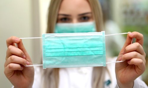 Talijanska policija kažnjava prekršitelje mjera i preprodavače maski