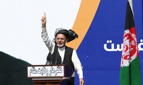 Ponovno izabrani Gani odgodio inauguraciju