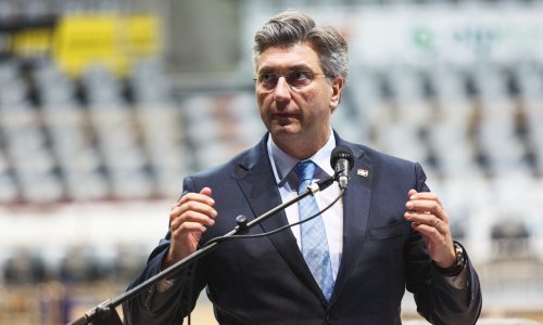 Plenković otkazuje preostale skupove uoči izbora u HDZ-u, prilagodio se i Sabor