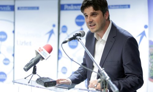 Gradonačelnik Labina od Plenkovića traži dopuštenje za zatvaranje vrtića i škola u Istri