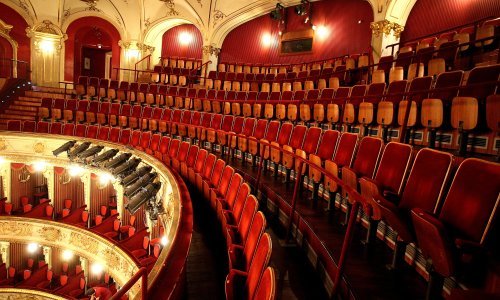 Zagrebačka kazališta zbog širenja koronavirusa do daljnjega zatvaraju vrata
