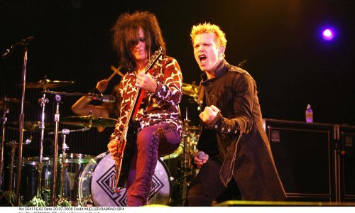 Kič-punk koji nas vraća u lude osamdesete