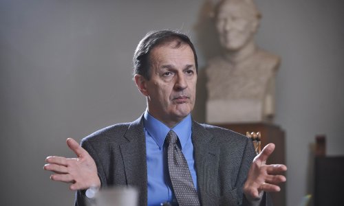 'Nema panike, neće se ukinuti Hrvatski studiji!'