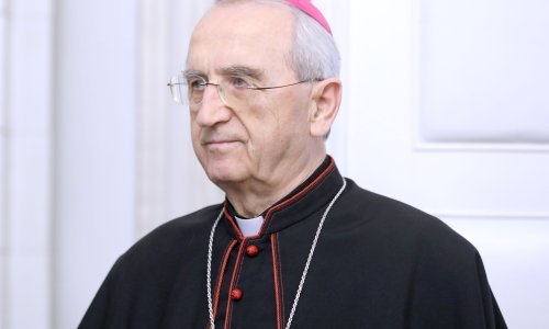 Hrvatski biskupi pozvali vjernike na poštivanje mjera Vlade glede koronavirusa, ali i da ne zanemaruju vjeru