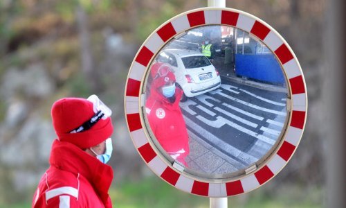 U pokušaju da spriječi širenje koronavirusa, Slovenija zatvara zračni promet