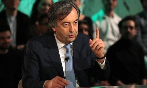 Vodeći talijanski virolog upozorava na podcjenjivanje opasnosti, a dotakao se i Johnsonove odluke: To mi je neshvatljivo