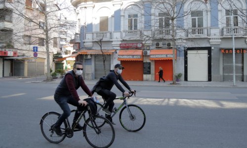 U svijetu 7.063 umrlih, a preko 180.000 zaraženih