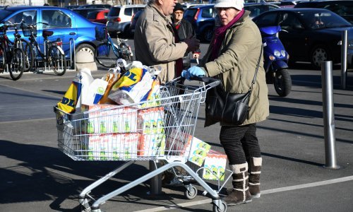 [ANKETA] Koliko ste novca potrošili za nabavu zaliha zbog koronavirusa?