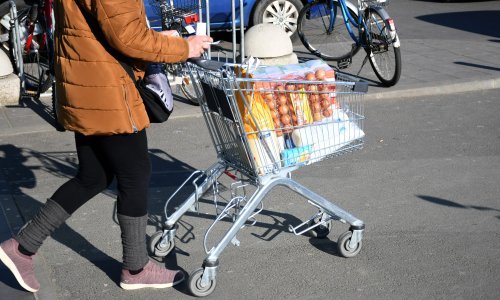 HUP Dalmacije: Opskrba osnovnim namirnicama nije u pitanju