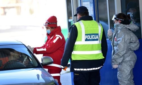 Rumunjski sezonci stižu u Sloveniju s potvrdom da nemaju koronu